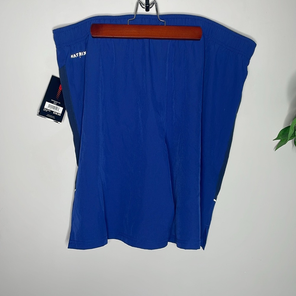 Matrix Performance Shorts - Picture 5 of 8